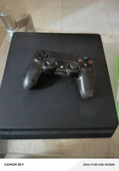 Ps4 slim