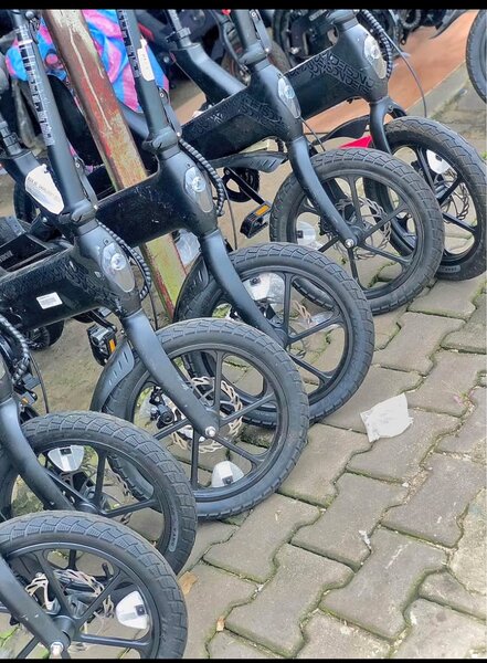 Vélos électriques légers urbains