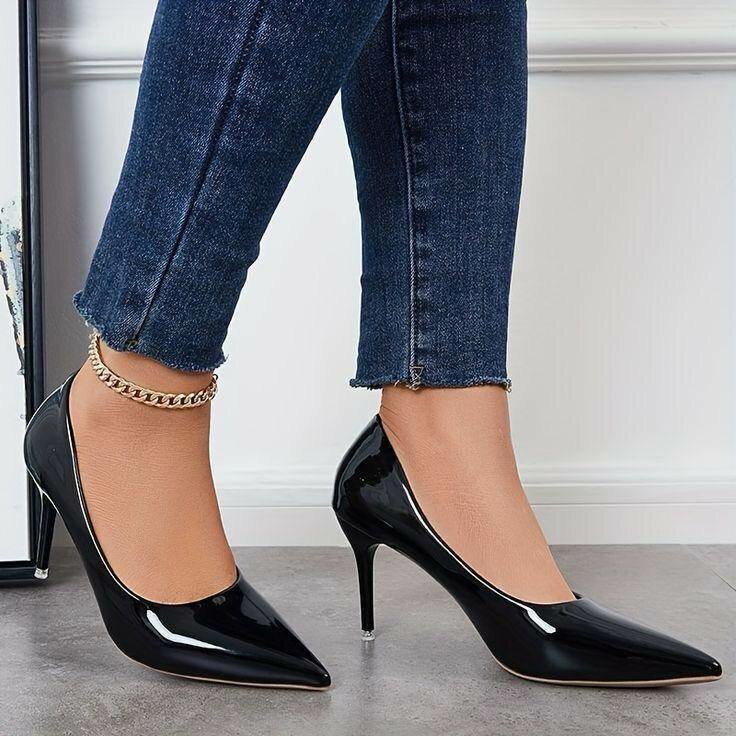 Ladies shoes