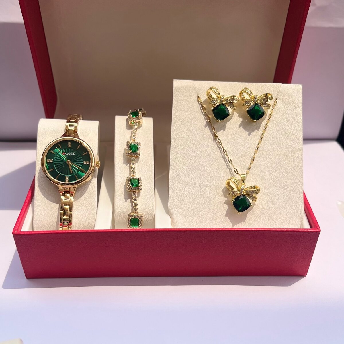 Watch set
