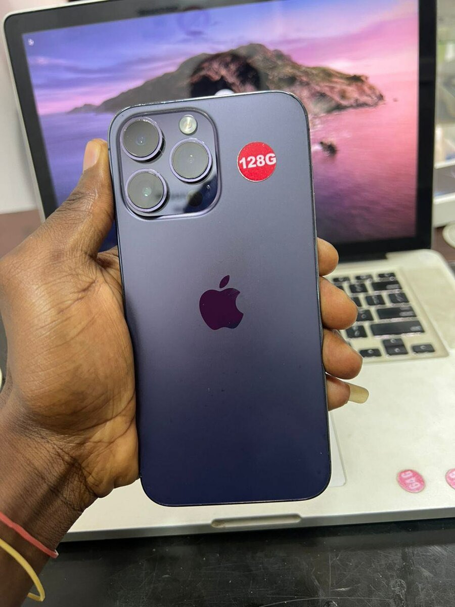 iPhone 14