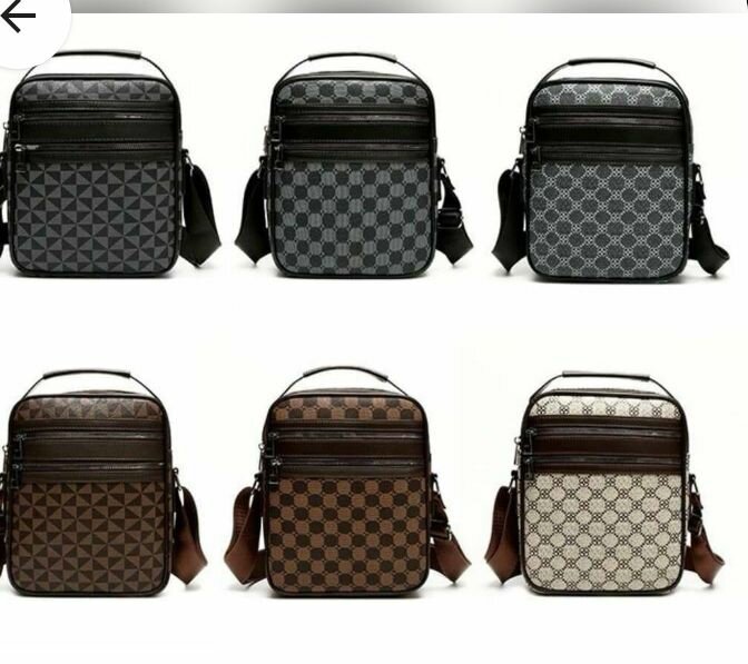 SAC À BANDOULIÈRE SURFACE EN CUIR IMPERMÉABLE