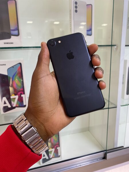 iPhone 7