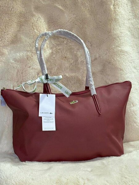 Sac Lacoste