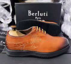 Chaussures derby en cuir élégantes