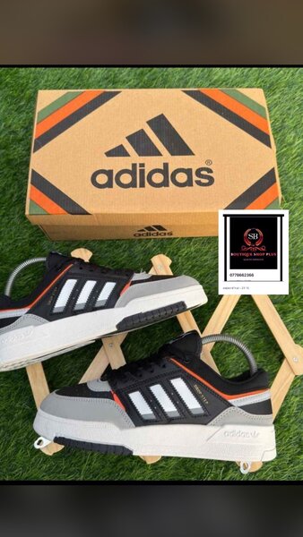 Baske adidas authentique avec sa boîte