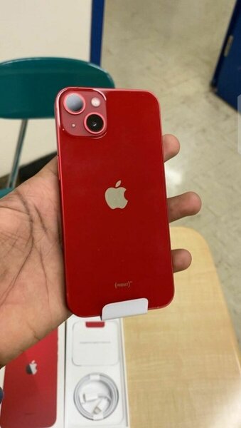 iPhone 13