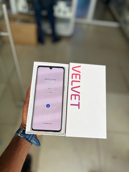 LG Velvet