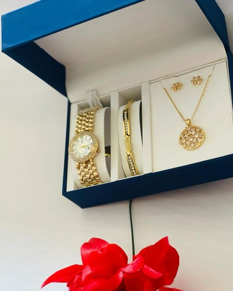 Watch set