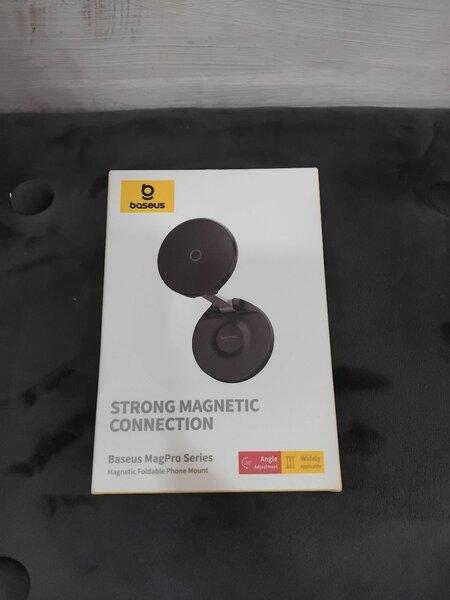 Baseus magnetic foldable phone mount