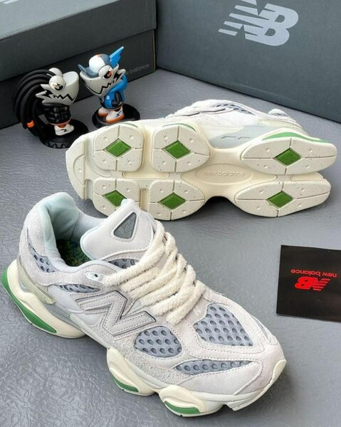 New Balance 960