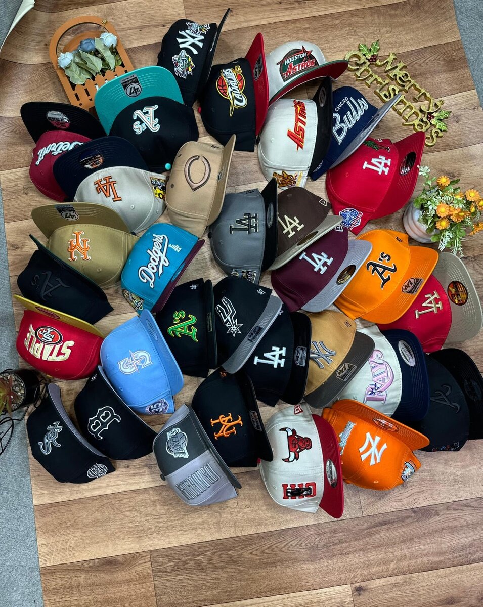 Chapeaux