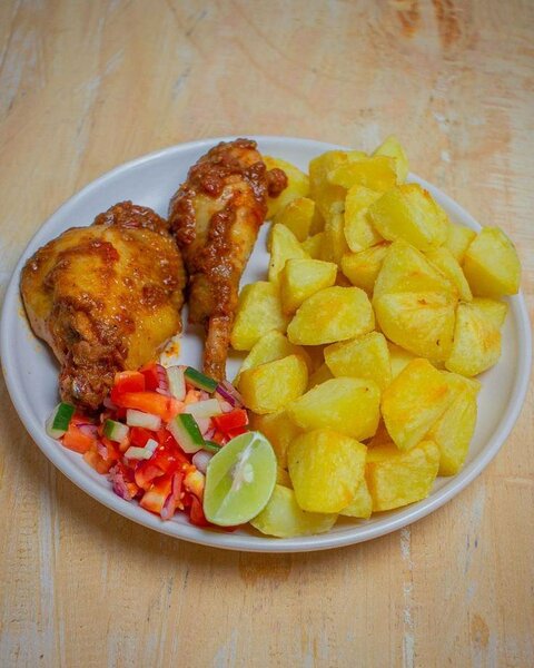 Délicieux Plats de Poulet et Pommes de Terre