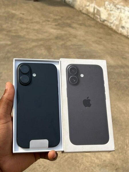 iPhone 16