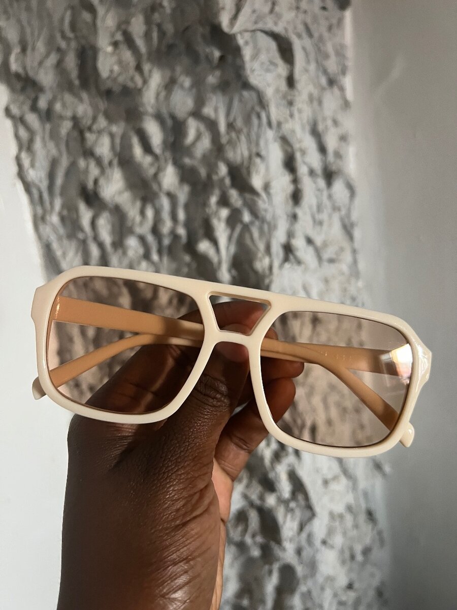 Lunettes rétro carrées élégantes