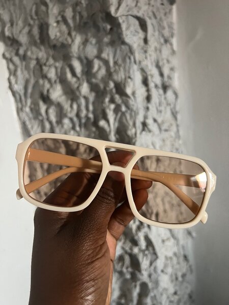 Lunettes rétro carrées élégantes