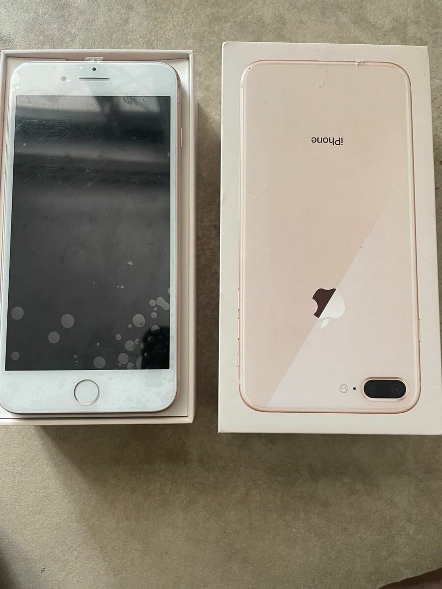 iPhone 8 Plus