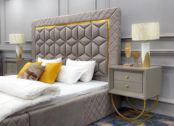 Diamond Bed