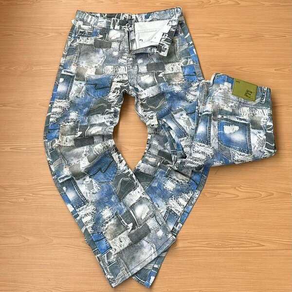Baggy jeans