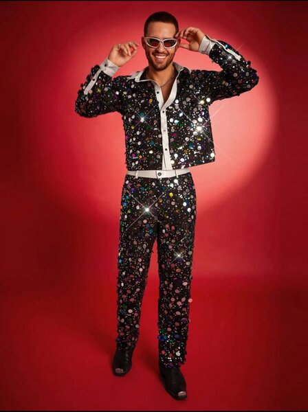 Homme ensemble