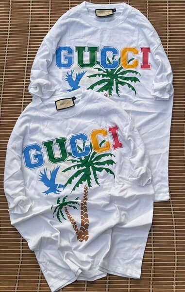 T-shirt disponible