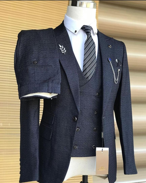 Suit bleu