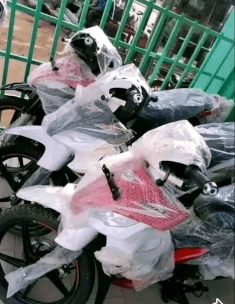 Nouveaux Cyclomoteurs  TVS
