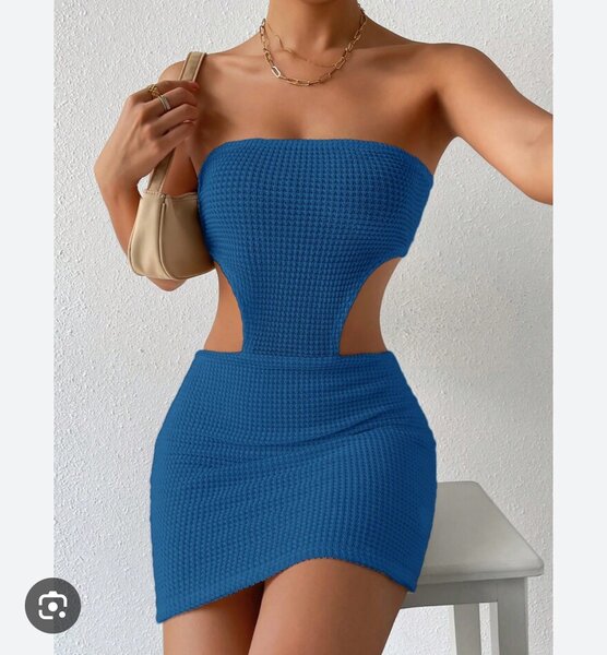 Short dress