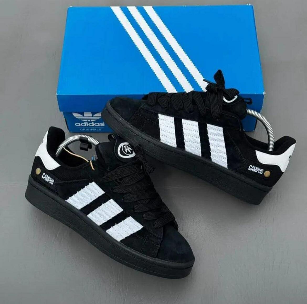 Adidas campus