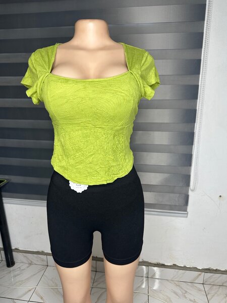 Crop tops