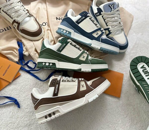PAIRE LOUIS VUITTON