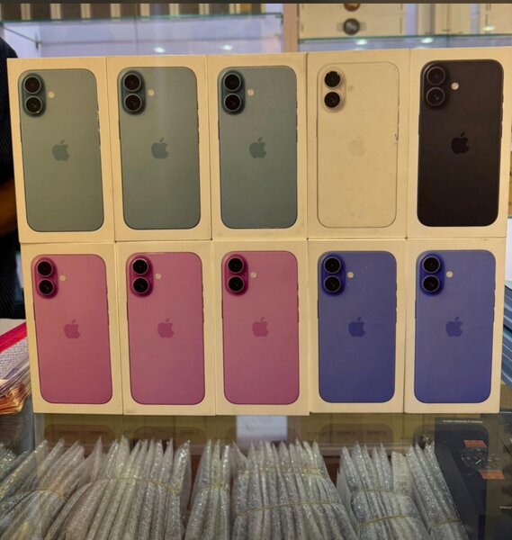 iPhone 16