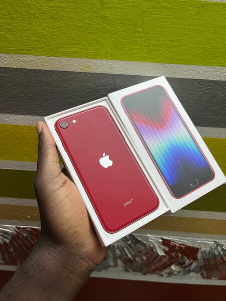 iPhone SE 2022