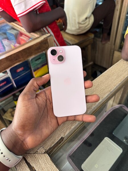 iPhone 15