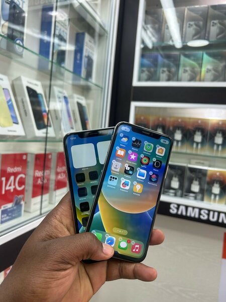iPhone X simple