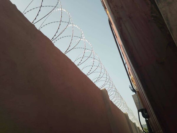 Razor fence Installation