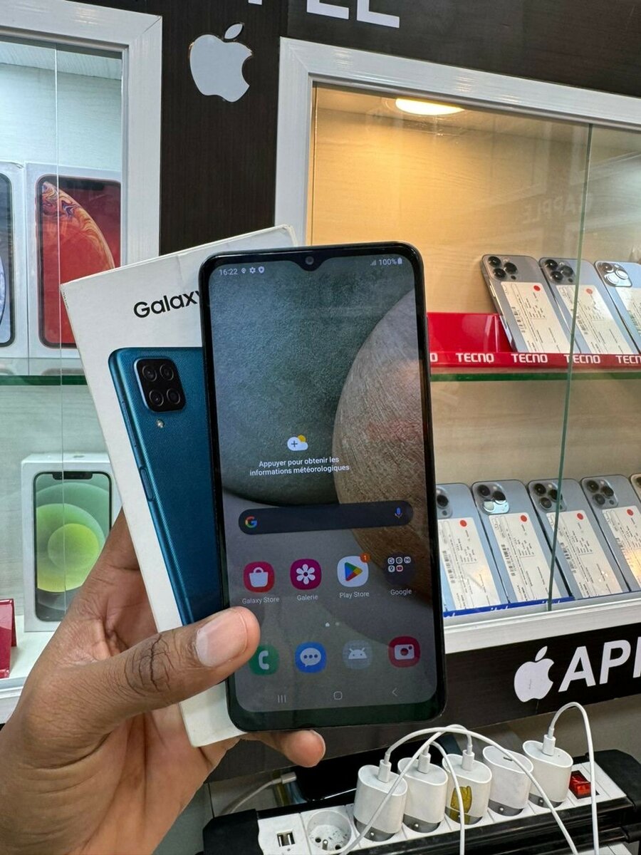 Samsung Galaxy A12