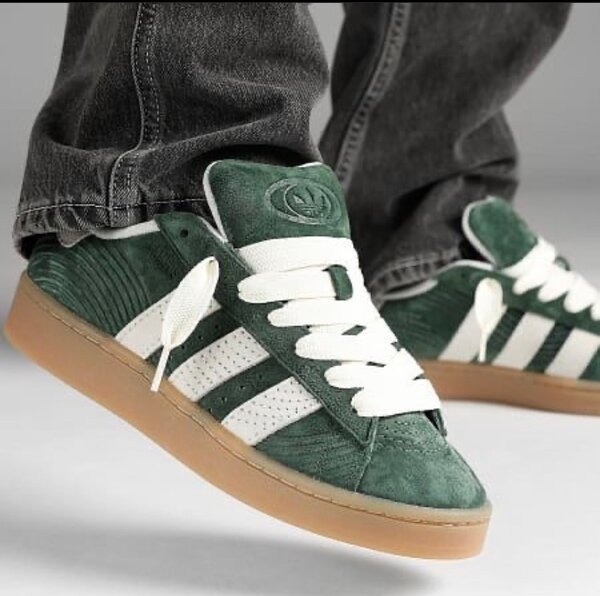 Adidas campus