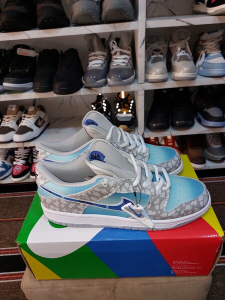 NIKE SB