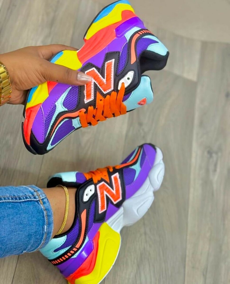 Classic Unisex New Balance shoes