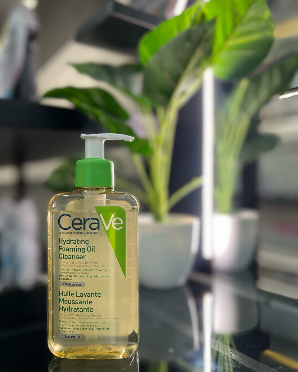 Cera Ve Hydrating Foaming Oil Cleanser