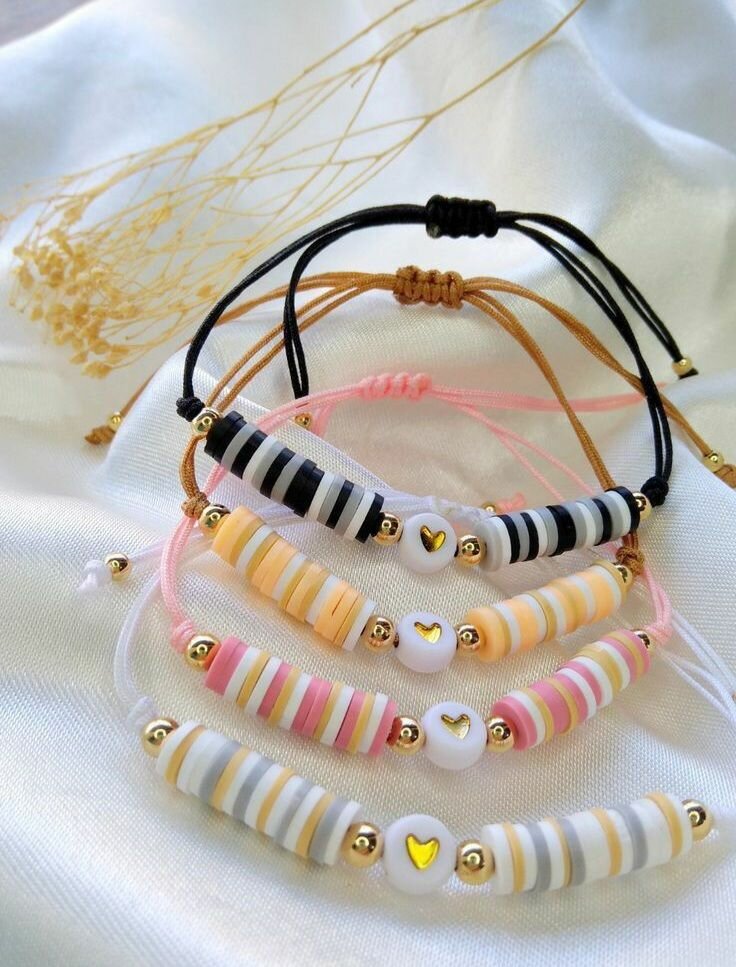 Bracelets perles plates
