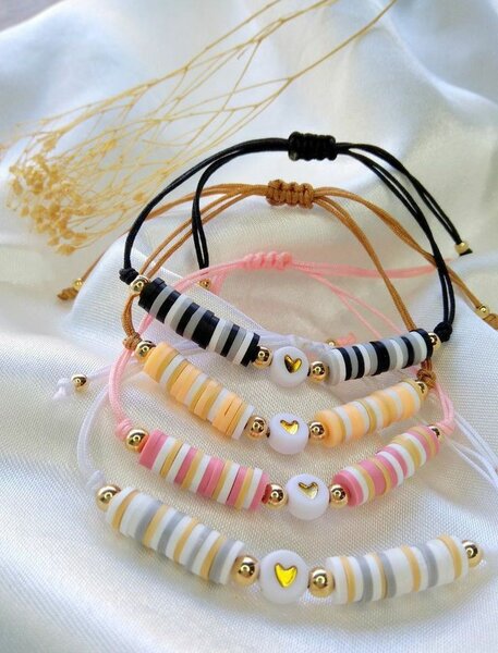 Bracelets perles plates