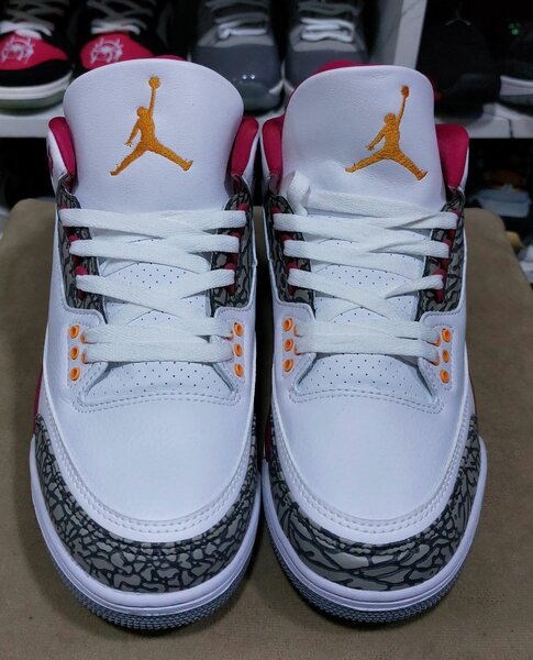 Jordan 4