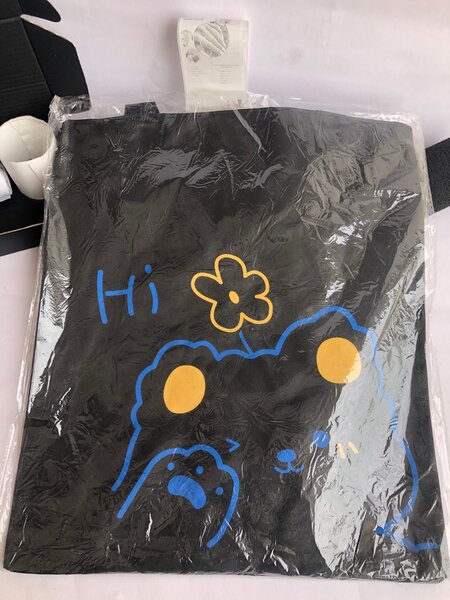 Tote bags