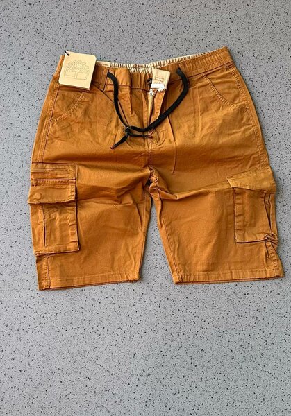 Khaki side pockets