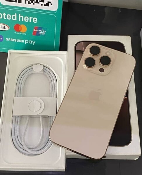 iPhone 16 pro max 256gb eSIM unlocked