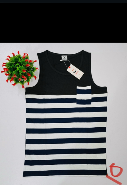 Armless top