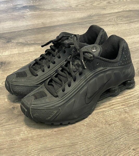 Nike Shox