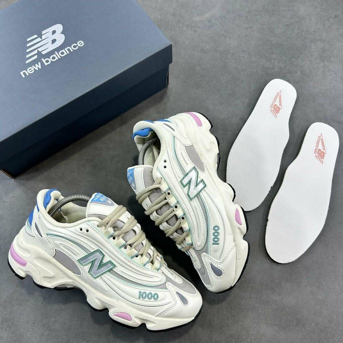 NEW BALANCE 1000
